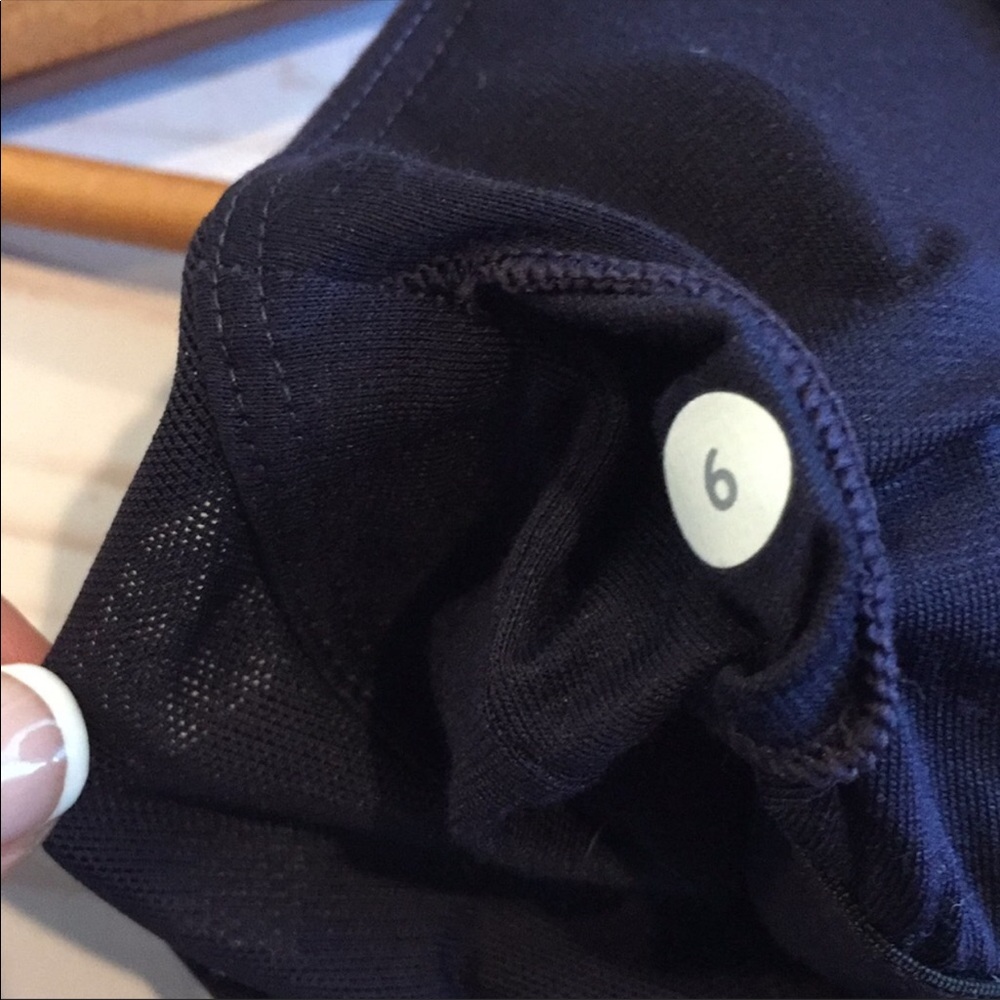 Lululemon tank - Picture 8 of 8